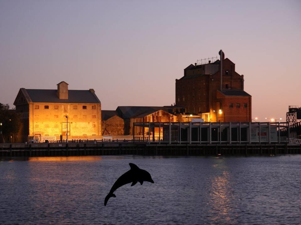 Port Adelaide Backpackers Hostel Bagian luar foto