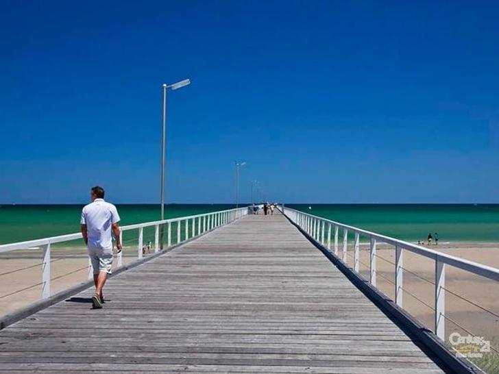 Port Adelaide Backpackers Hostel Bagian luar foto